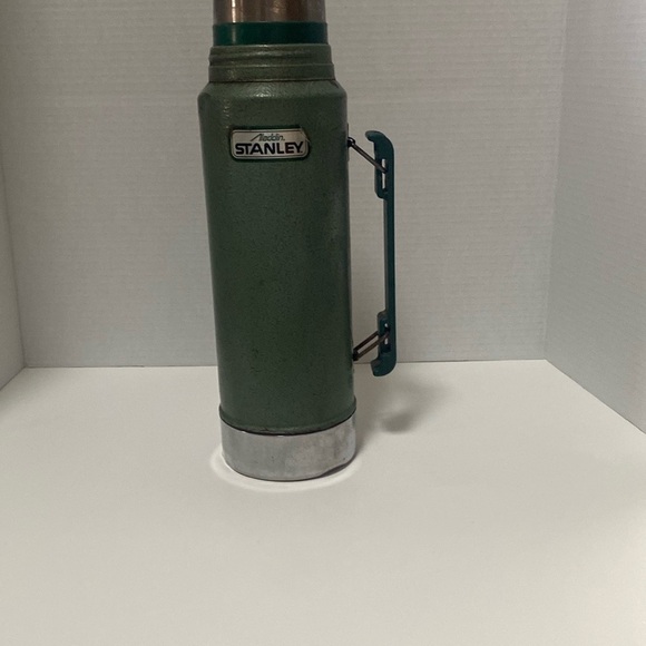 ALADDIN Vintage Stanley Thermos Green Quart Vacuum Bottle Ameritech - Picture 1 of 15